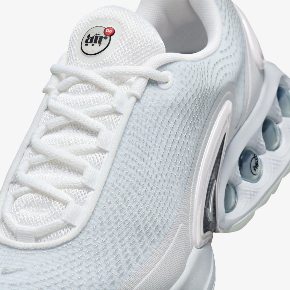 Кроссовки Nike WMNS AIR MAX DN White / Metallic Silver